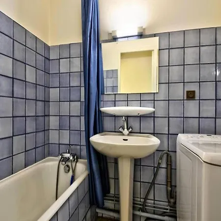 Eugenie Apartamento *